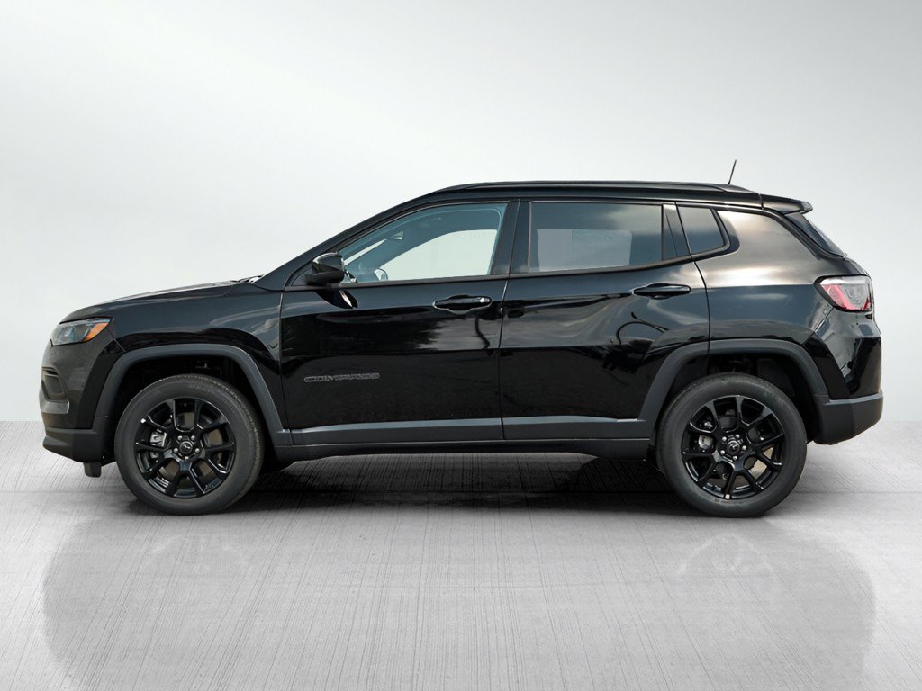 New 2026 Jeep Compass Latitude AWD/4WD image 4