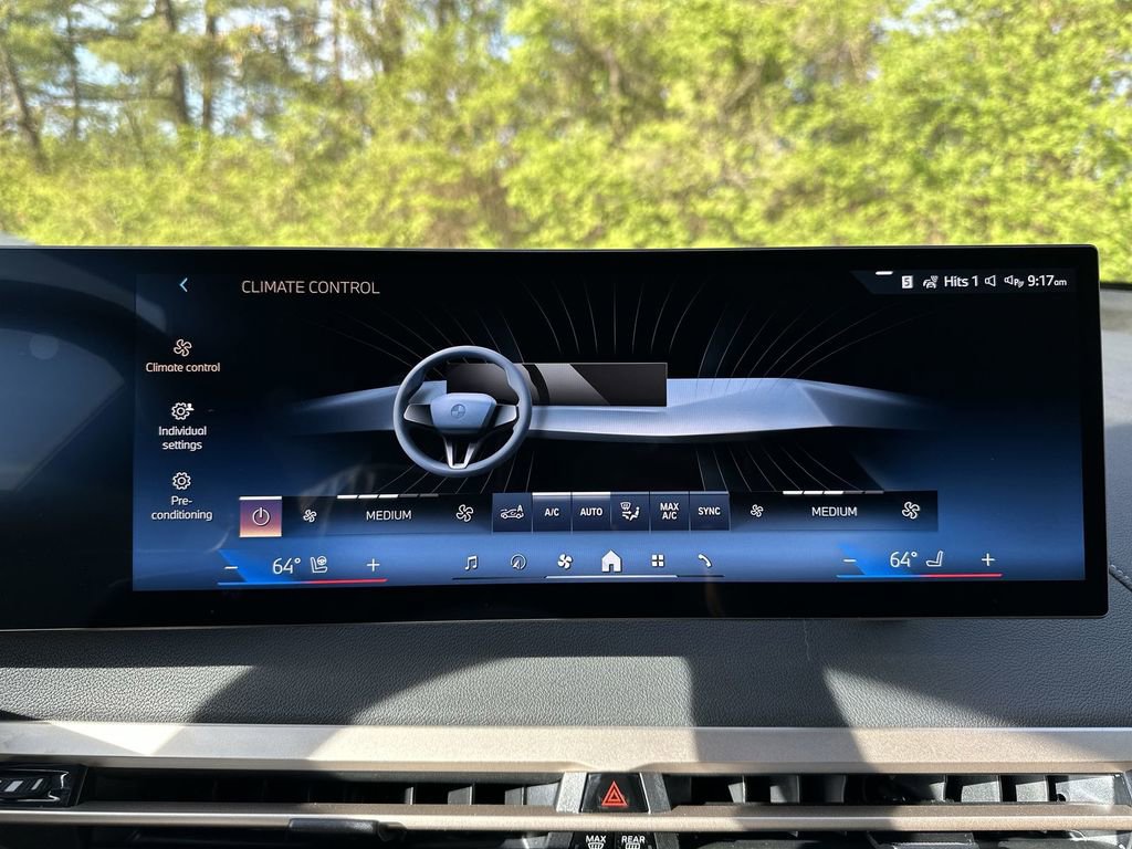 Used 2025 BMW iX xDrive50 AWD/4WD image 22