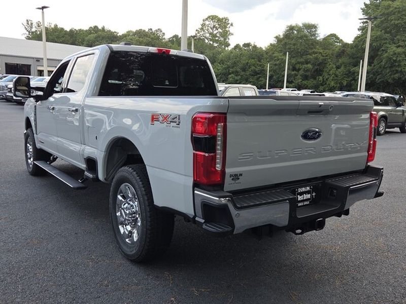 New 2026 Ford F350 Lariat w/ Lariat Ultimate Package AWD/4WD image 12