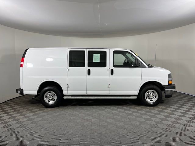 Used 2024 Chevrolet Express 2500 w/ Driver Convenience Package image 8