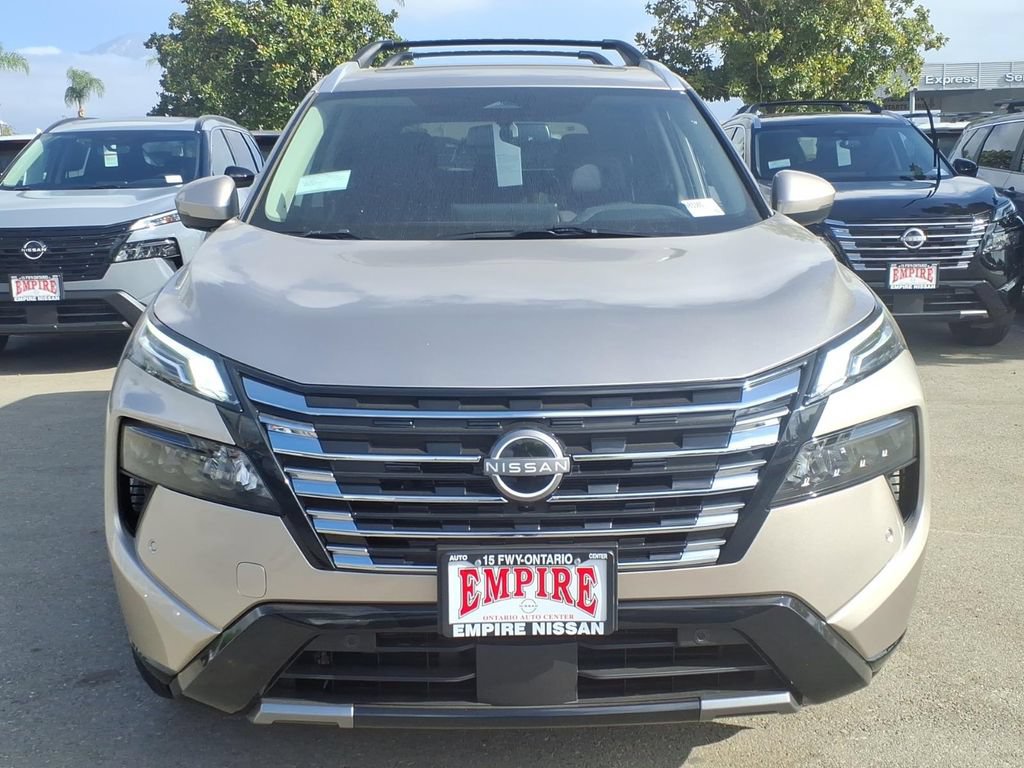 New 2026 Nissan Rogue Platinum AWD/4WD image 2
