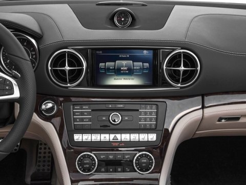 Used 2017 Mercedes-Benz SL 550 image 10