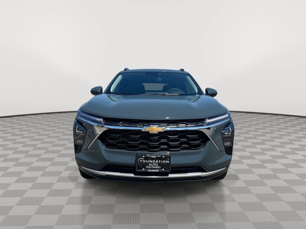 New 2026 Chevrolet Trax LT w/ Driver Confidence Package FWD image 3