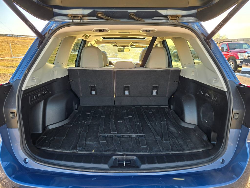 Used 2024 Subaru Forester Limited image 31
