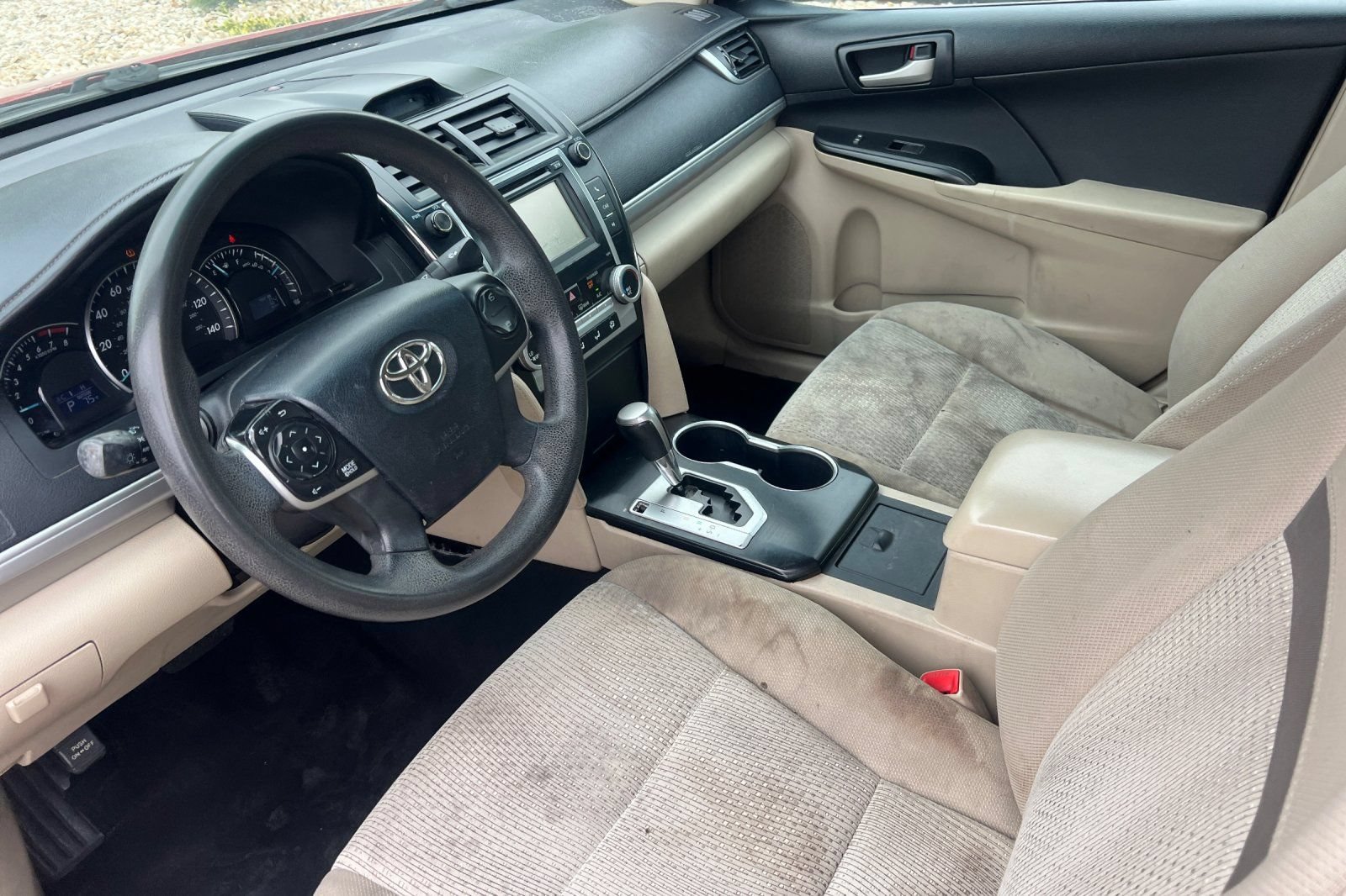 Used 2013 Toyota Camry LE FWD image 10