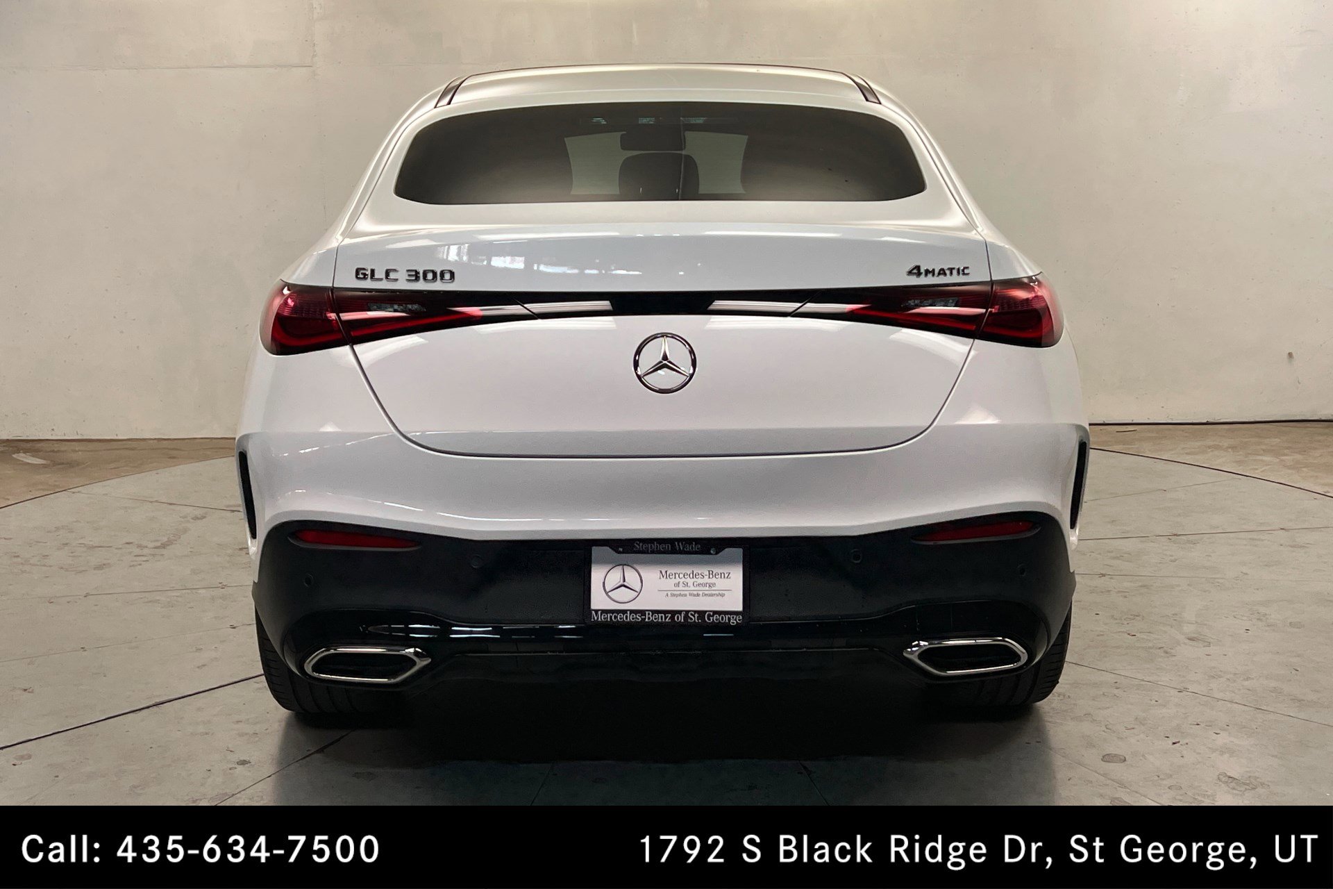 Used 2024 Mercedes-Benz GLC 300 4MATIC image 4