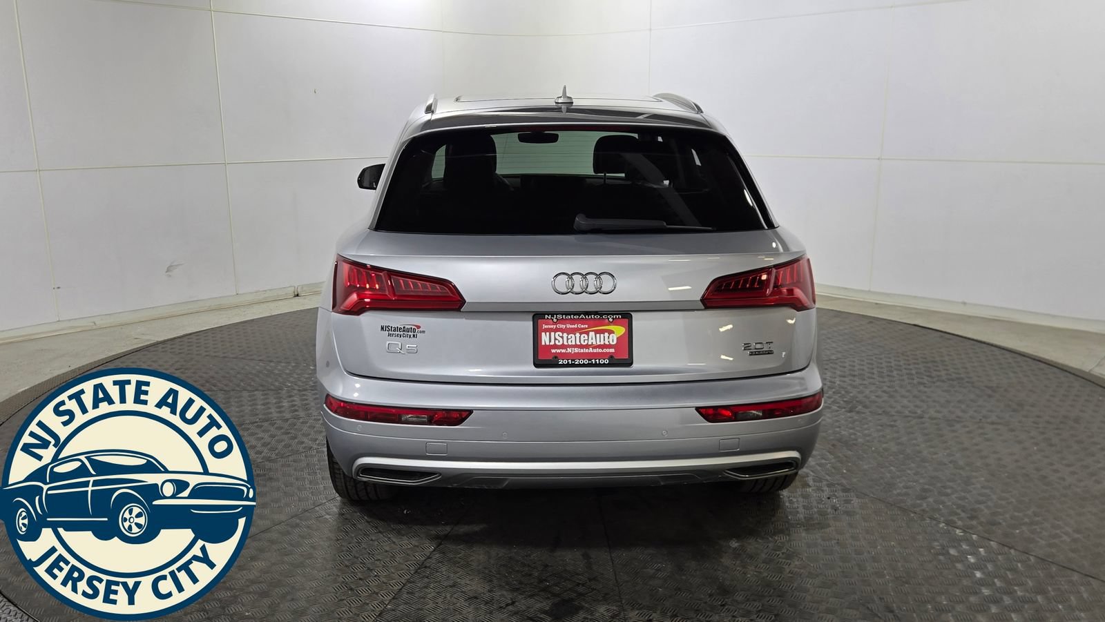 Used 2018 Audi Q5 2.0T Premium Plus w/ Premium Plus Package AWD/4WD image 12