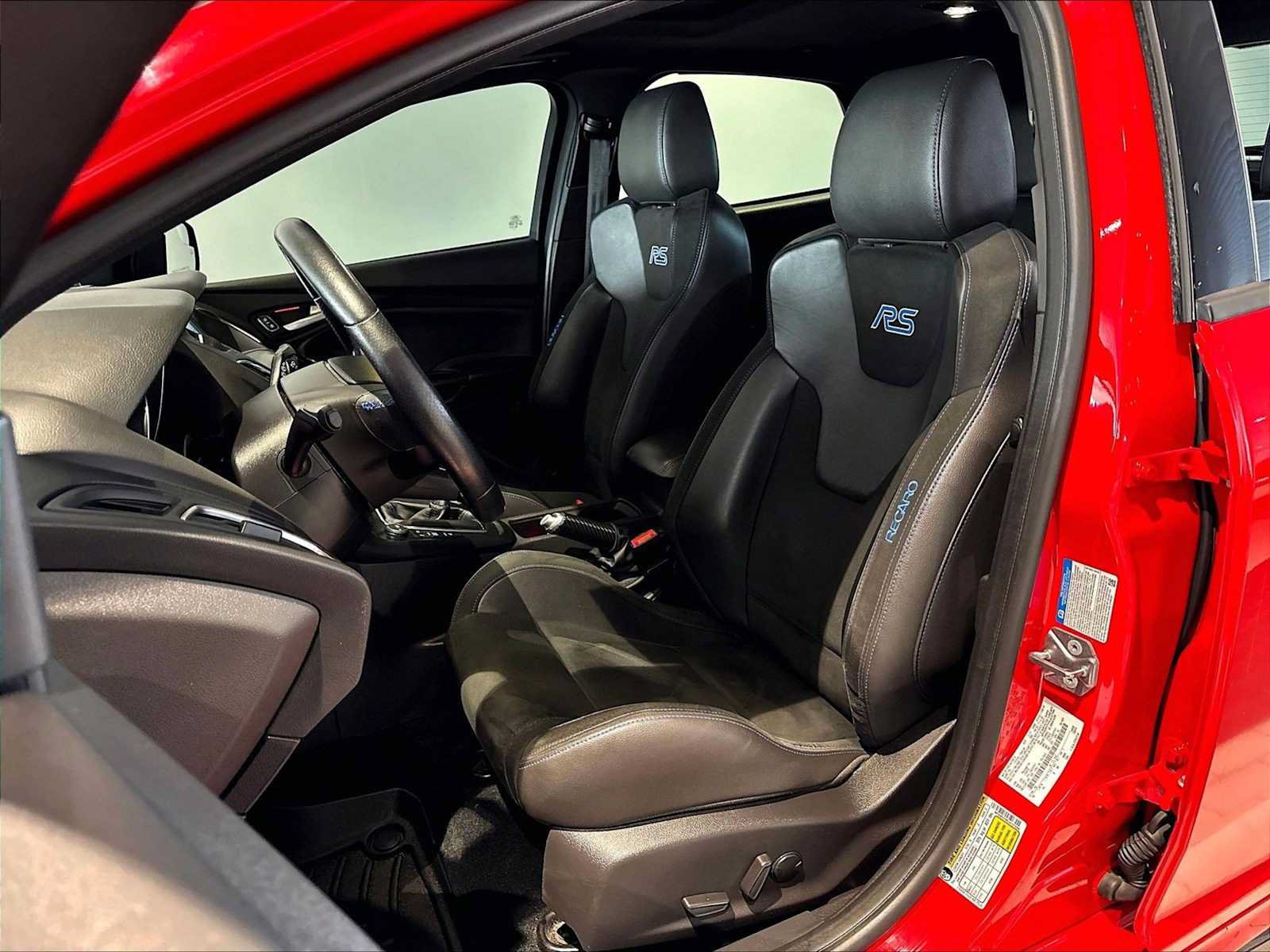Used 2018 Ford Focus RS AWD/4WD image 8