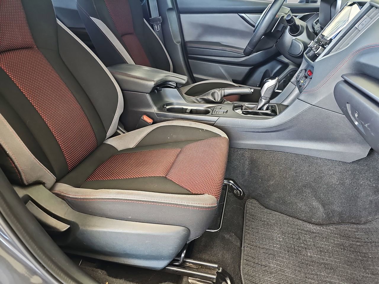 Used 2020 Subaru Impreza 2.0i Sport image 13