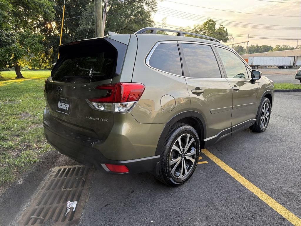 Certified 2022 Subaru Forester Limited AWD/4WD image 8