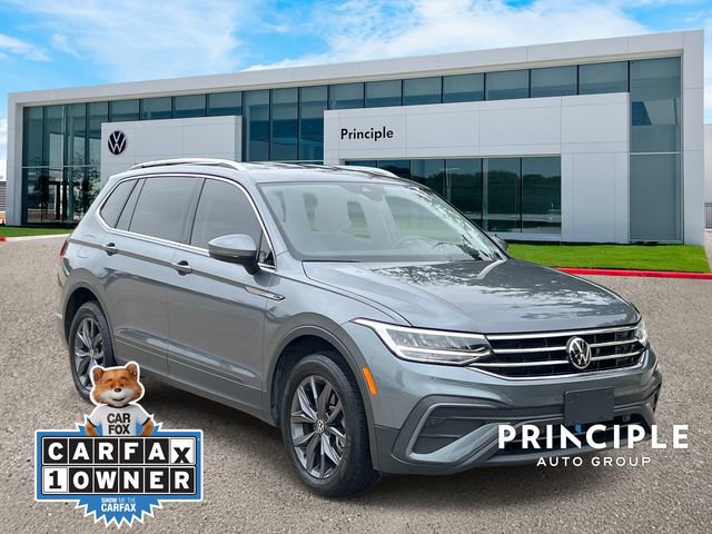 Used 2022 Volkswagen Tiguan SE FWD image 3