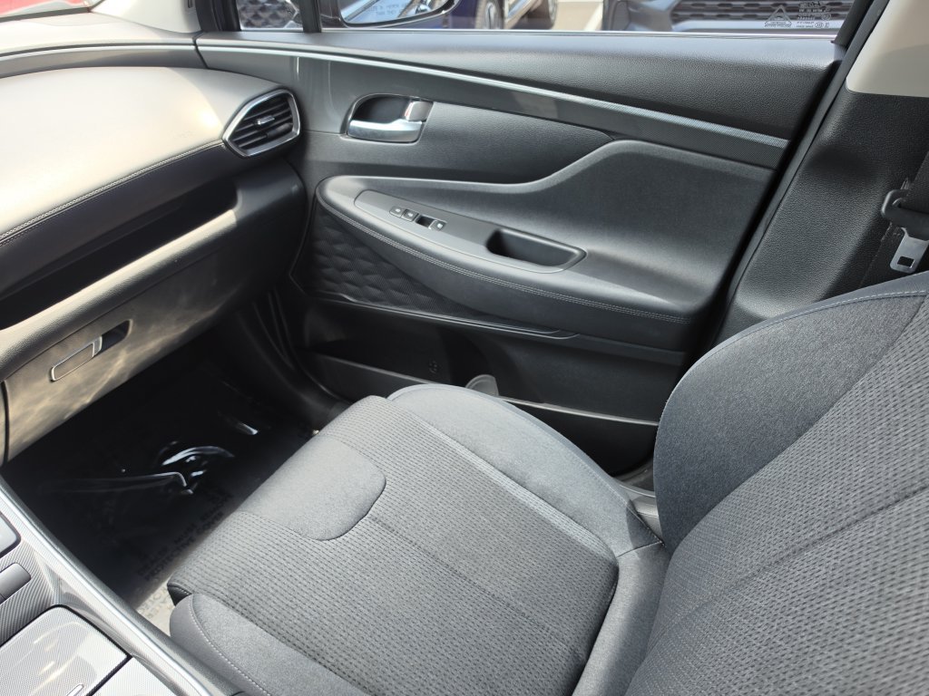 Used 2023 Hyundai Santa Fe SEL FWD image 16