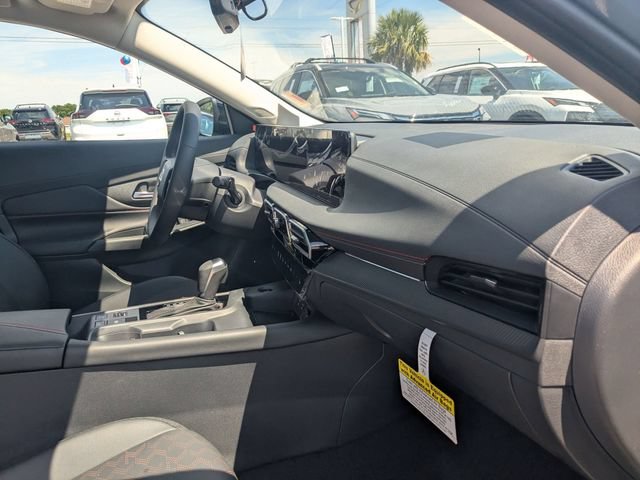 New 2026 Nissan Sentra SR w/ SR Premium Package FWD image 33