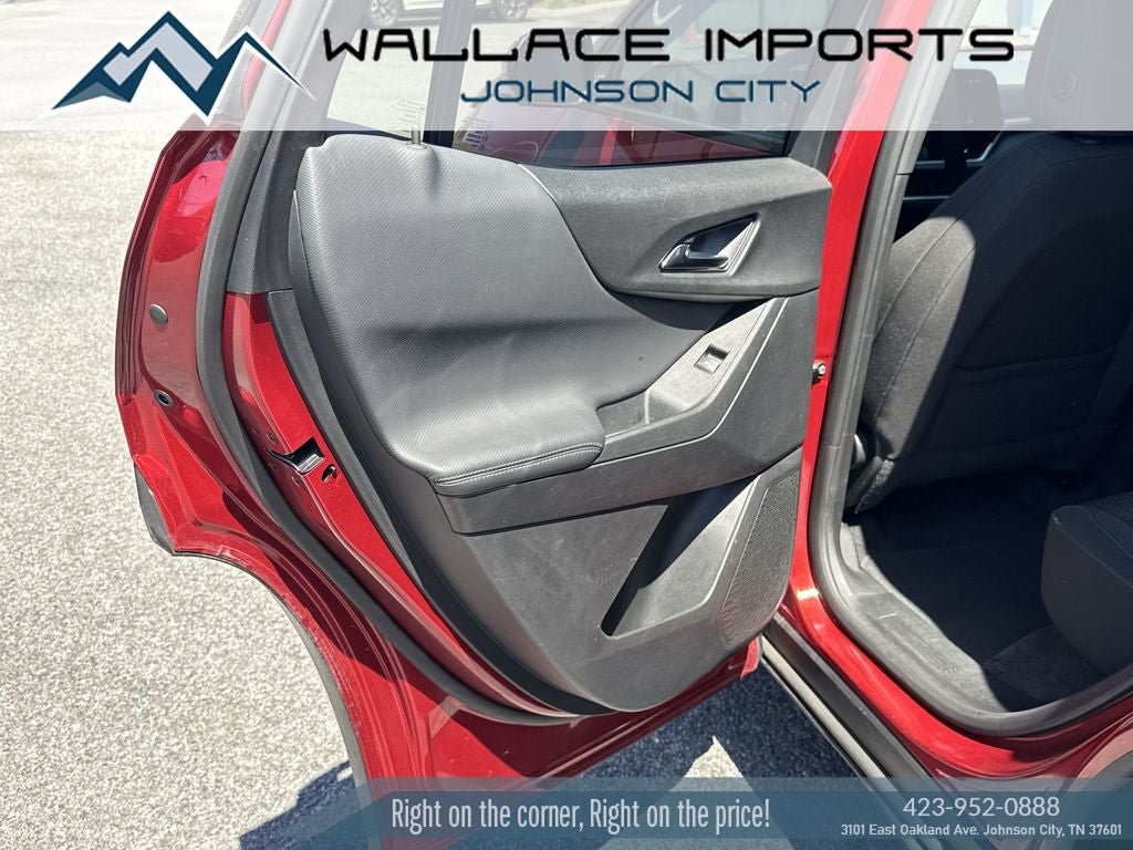 Used 2025 Chevrolet Equinox LT w/ Safety and Technology Package AWD/4WD image 32