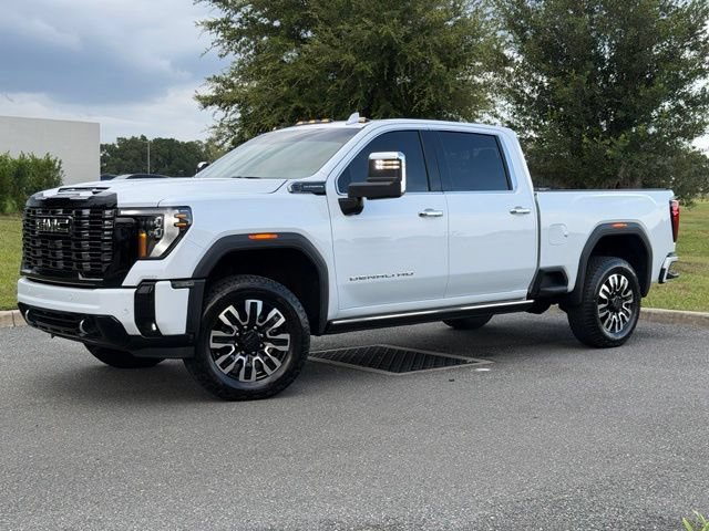 Used 2026 GMC Sierra 2500 Denali Ultimate AWD/4WD image 3