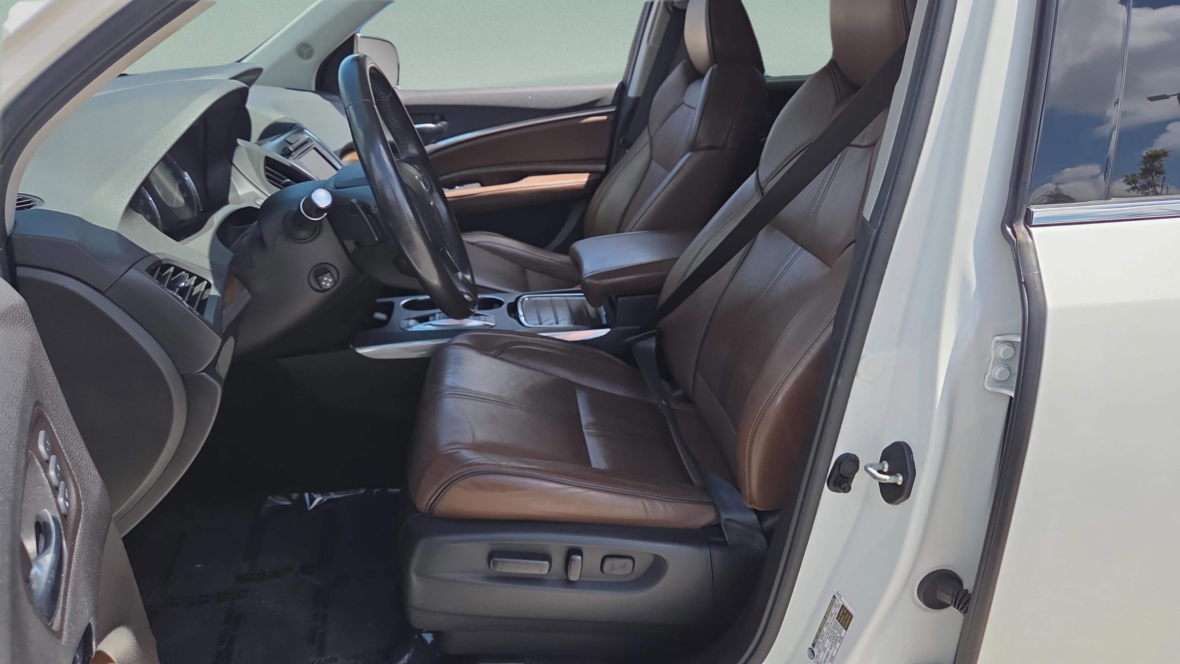 Used 2017 Acura MDX FWD w/ Advance Package image 9