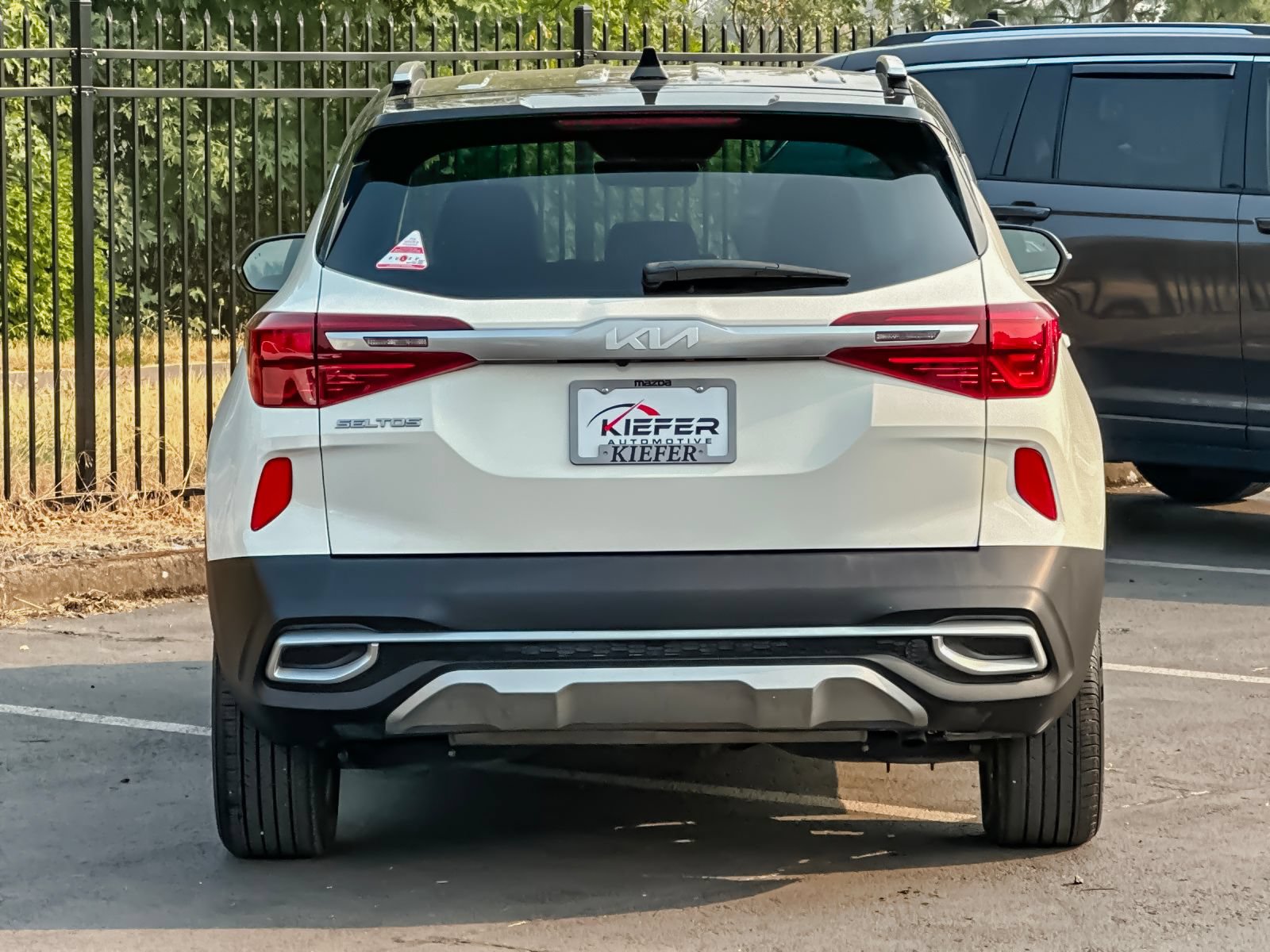 Used 2023 Kia Seltos S AWD/4WD image 4