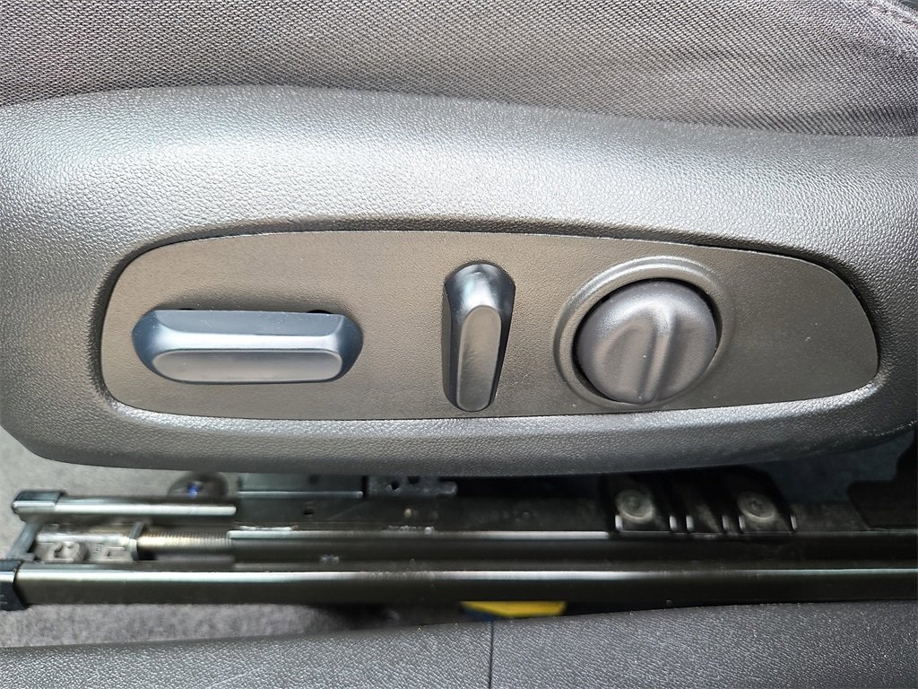Used 2023 Chevrolet Malibu LT image 15
