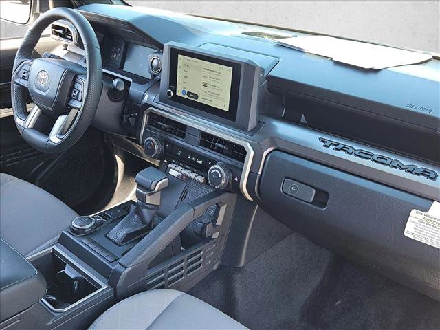 Used 2025 Toyota Tacoma SR5 AWD/4WD image 26