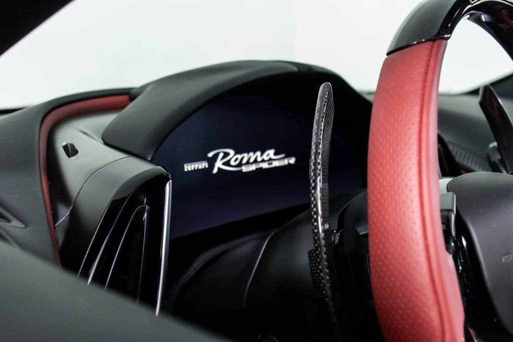 Certified 2025 Ferrari Roma Spider image 37