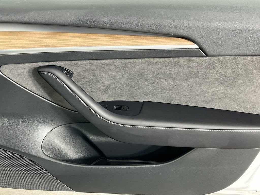 Used 2023 Tesla Model 3 Standard Range RWD image 33