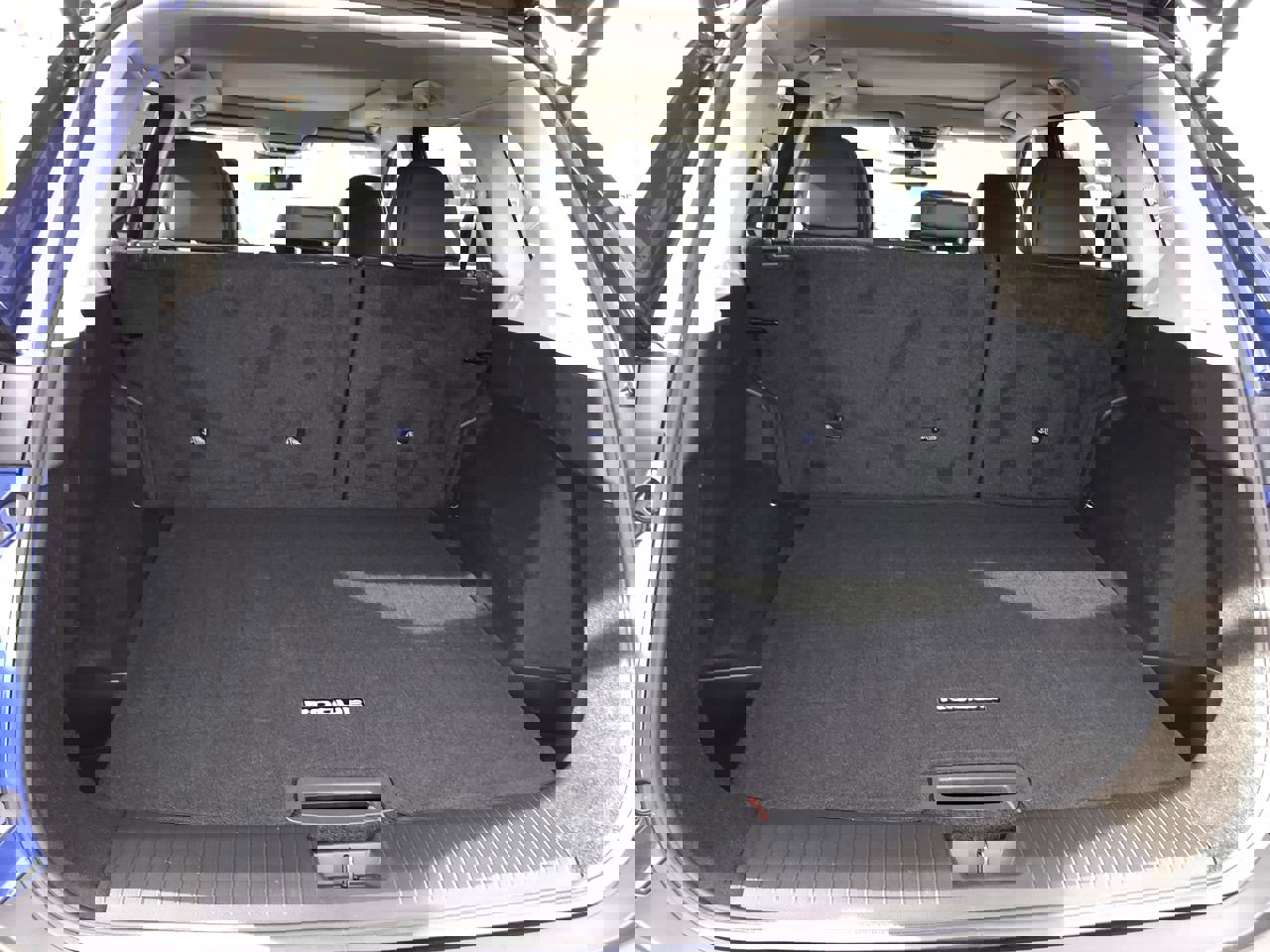 Used 2023 Nissan Rogue SV w/ SV Premium B Package image 9