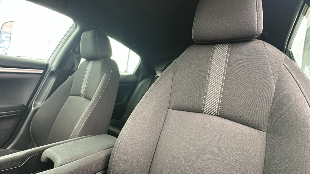 Used 2019 Honda Civic Sport image 11