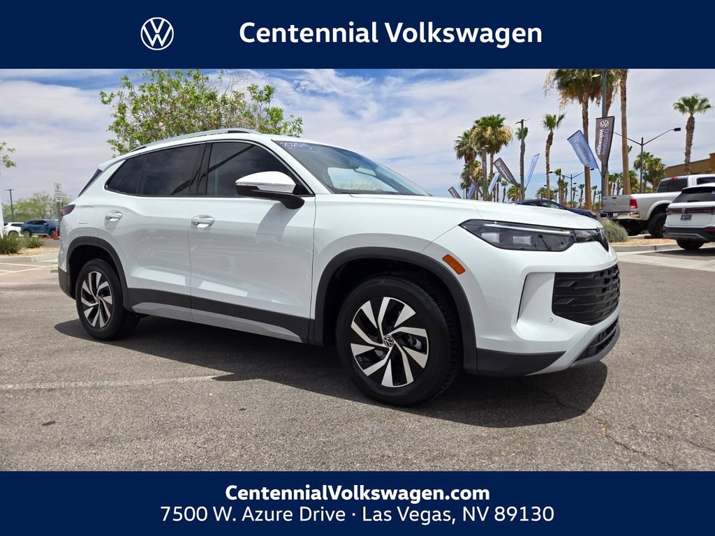Certified 2025 Volkswagen Tiguan S FWD image 1