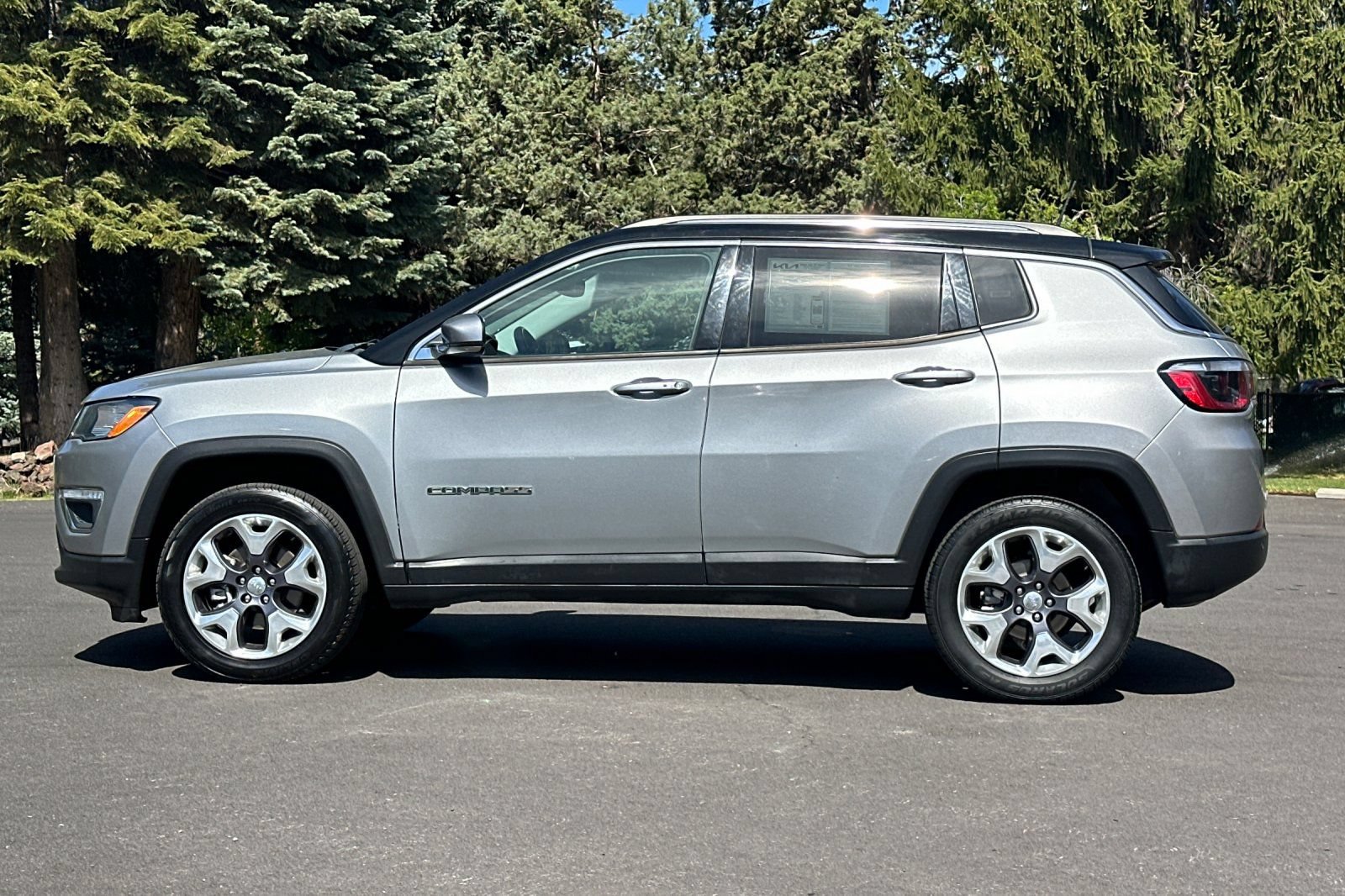 Used 2021 Jeep Compass Limited AWD/4WD image 7