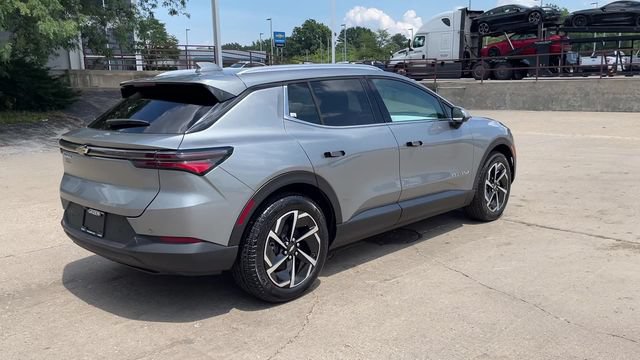 New 2026 Chevrolet Equinox EV LT FWD image 8