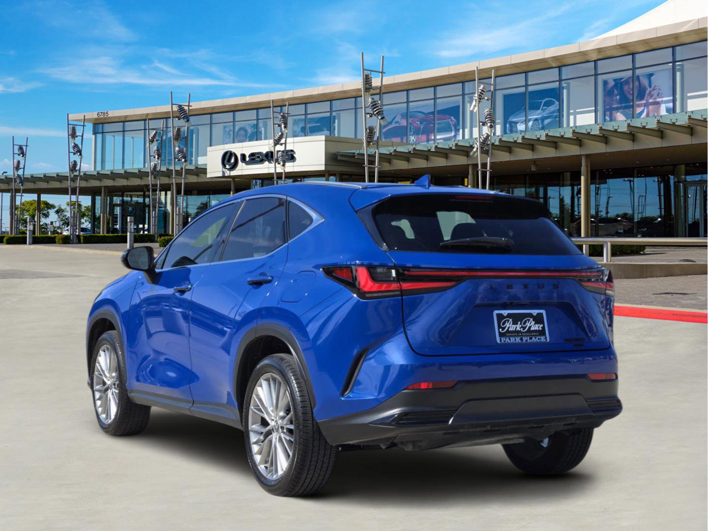 Certified 2025 Lexus NX 350 AWD w/ Accessory Package (2T) image 4