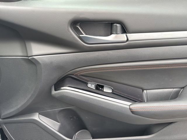 Used 2023 Nissan Altima 2.5 SR image 26