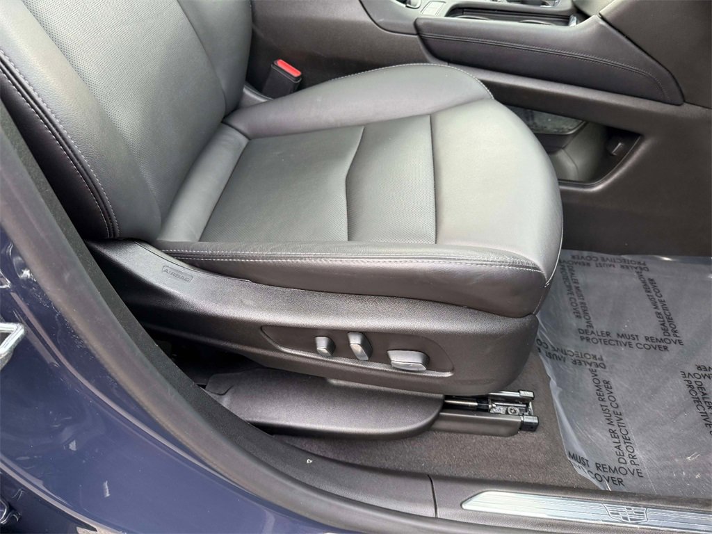 Used 2025 Cadillac XT5 Premium Luxury image 15