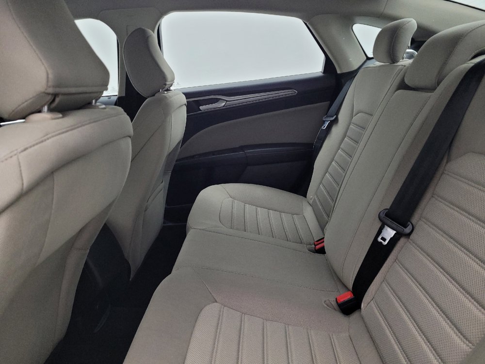 Used 2020 Ford Fusion S FWD image 18