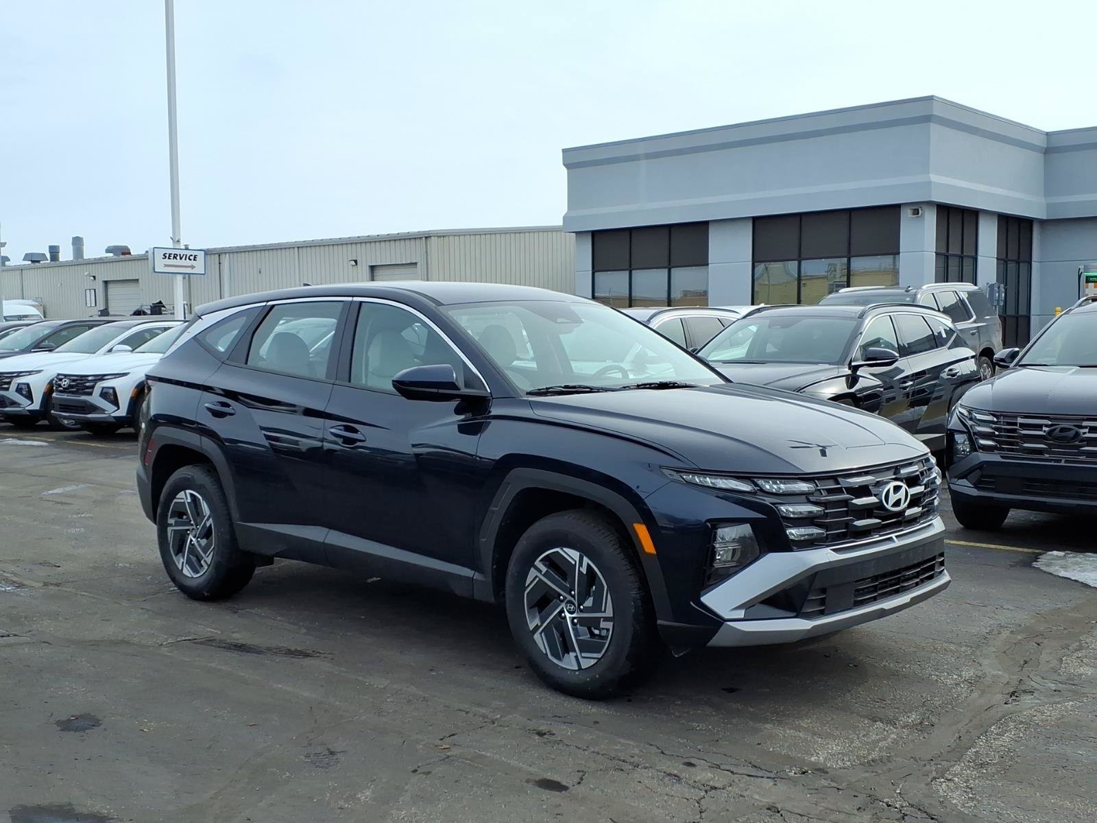 New 2026 Hyundai Tucson Blue SE