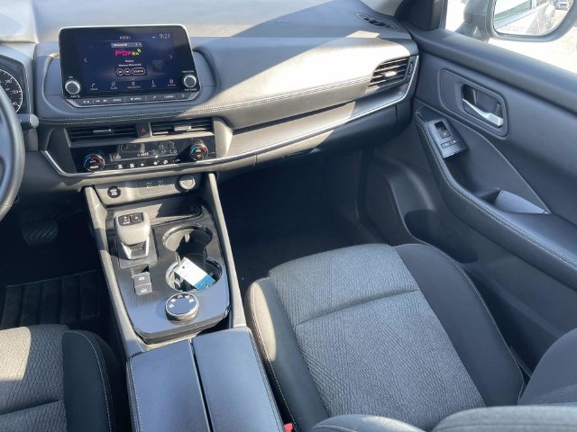 Used 2025 Nissan Rogue SV AWD/4WD image 15