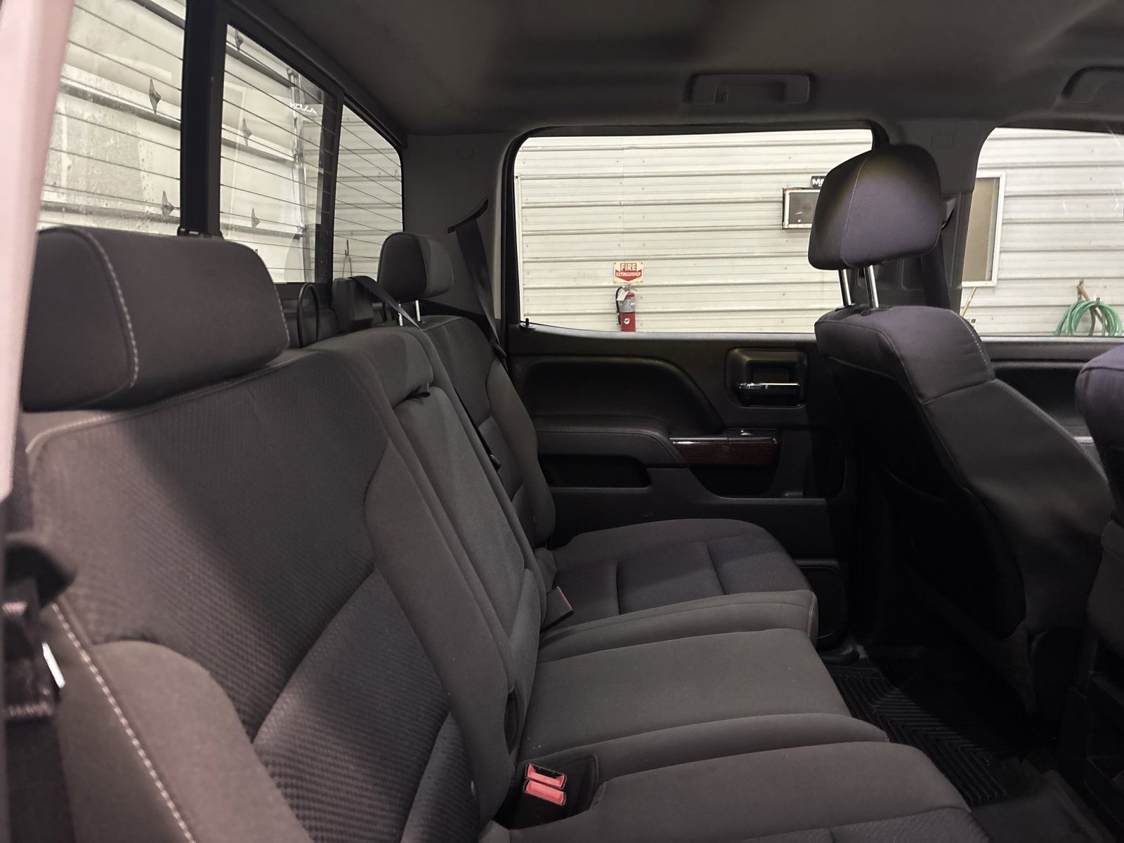 Used 2015 GMC Sierra 1500 SLE w/ Carbon-22 Edition image 31