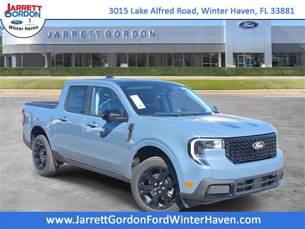 New 2025 Ford Maverick Lariat w/ Black Appearance Package image 1