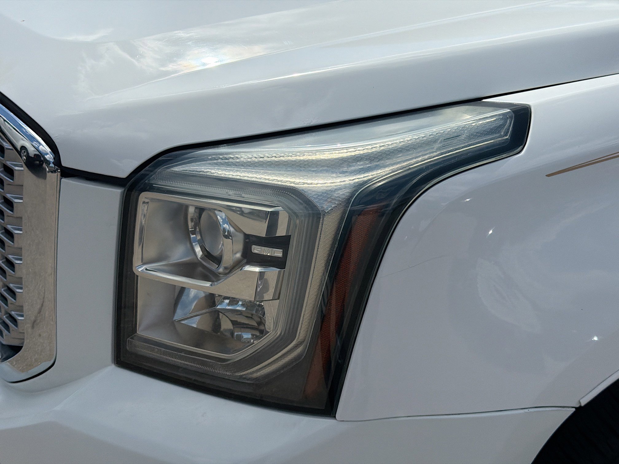 Used 2016 GMC Yukon Denali w/ Open Road Package image 9