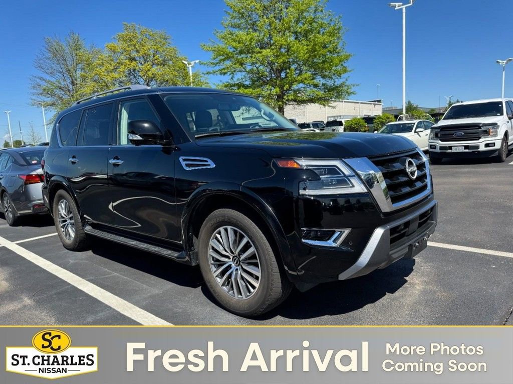 Used 2024 Nissan Armada SL w/ Captain's Chairs Package AWD/4WD image 1
