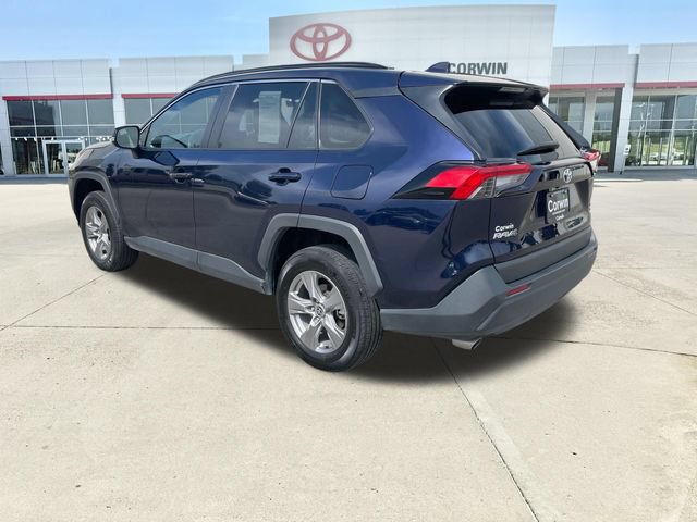 Used 2025 Toyota RAV4 XLE AWD/4WD image 3