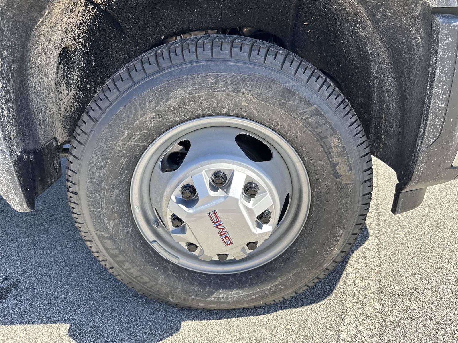 New 2025 GMC Sierra 3500 Pro w/ Convenience Package RWD image 15