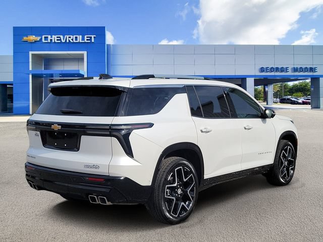 Certified 2025 Chevrolet Traverse High Country w/ LPO, Floor Liner Package FWD image 4