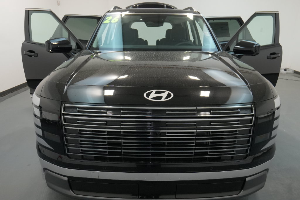 Certified 2026 Hyundai Palisade Limited AWD/4WD image 40
