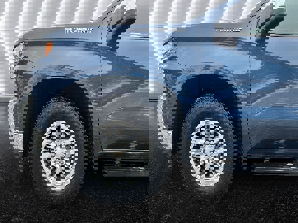 Used 2021 Chevrolet Silverado 1500 LT image 15