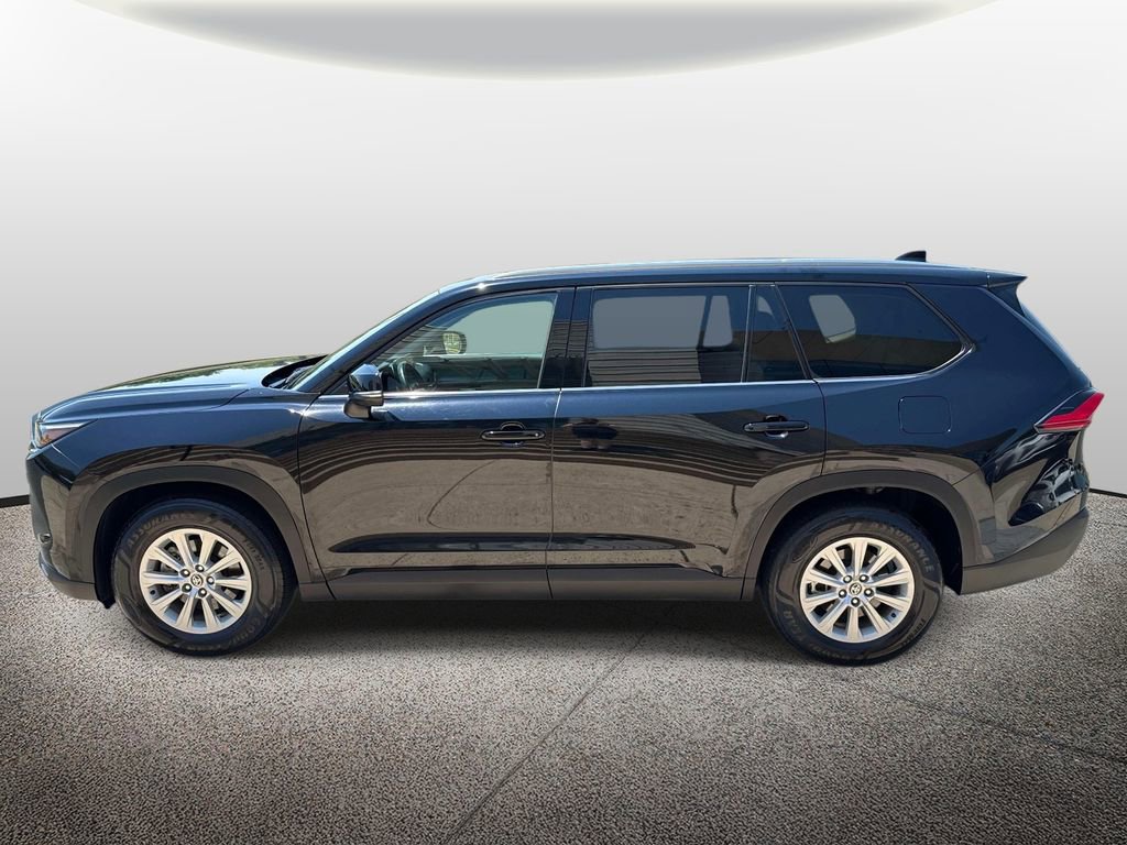 Used 2024 Toyota Grand Highlander AWD image 3