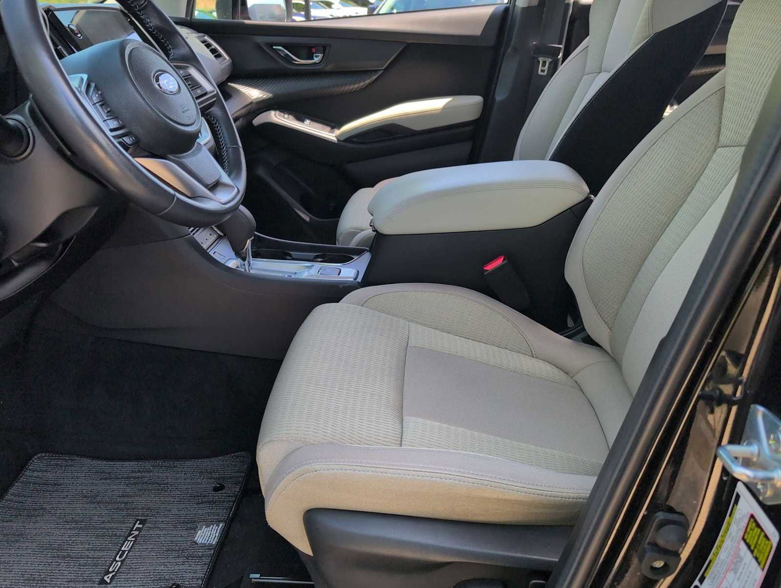 Used 2023 Subaru Ascent Premium w/ Convenience Package AWD/4WD image 16