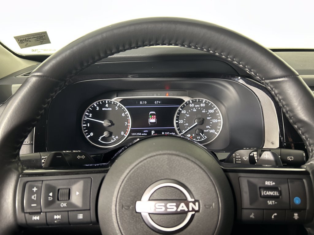 Used 2023 Nissan Pathfinder SV AWD/4WD image 13