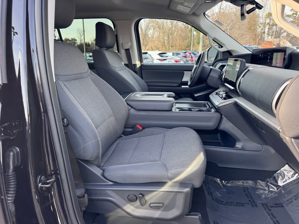 Used 2025 Ford Expedition Max Active image 24