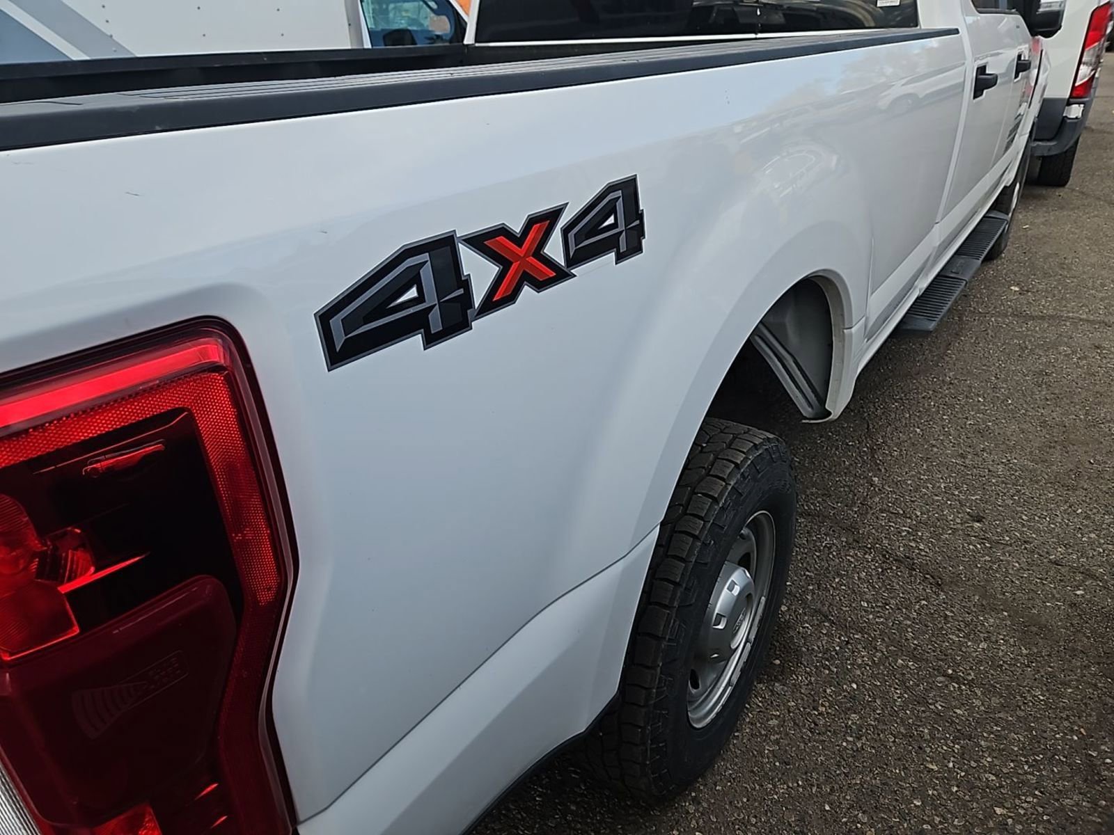 Used 2019 Ford F250 XL w/ Power Equipment Group image 15